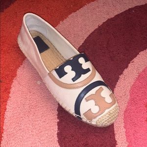 *NWT* Tory Burch Poppy Espadrilles Flats Size 8